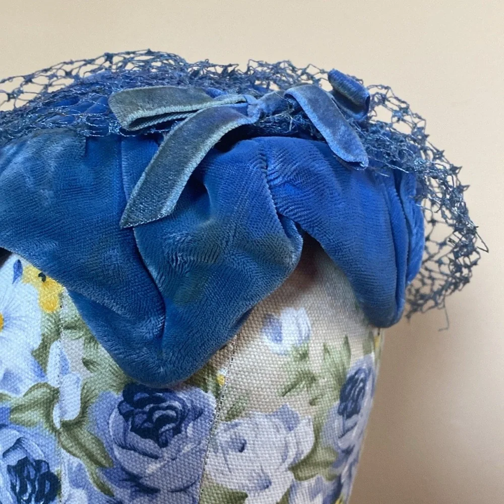 VTG 50’s Blue Velvet Birdcage Veil Bow Hat - Picture 10 of 13